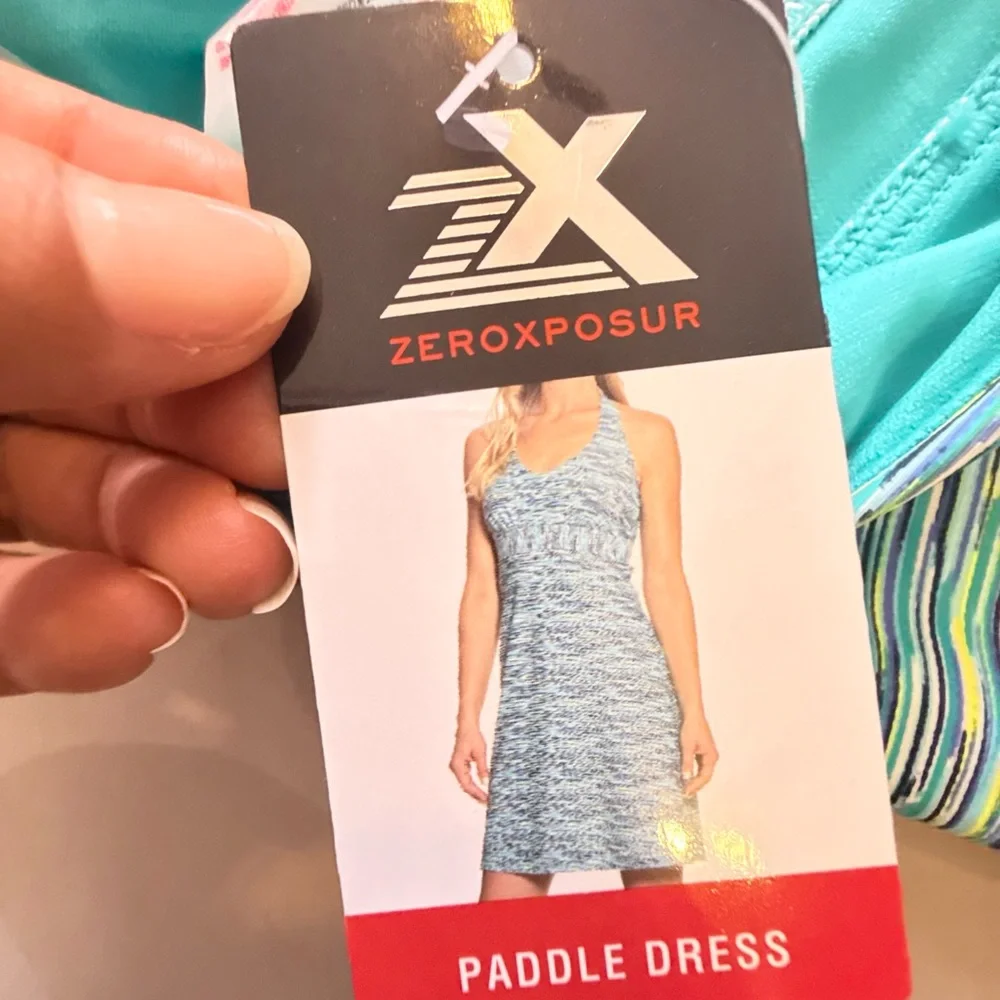 Stylish Blue and Green Halter Dress - Picture 11 of 14